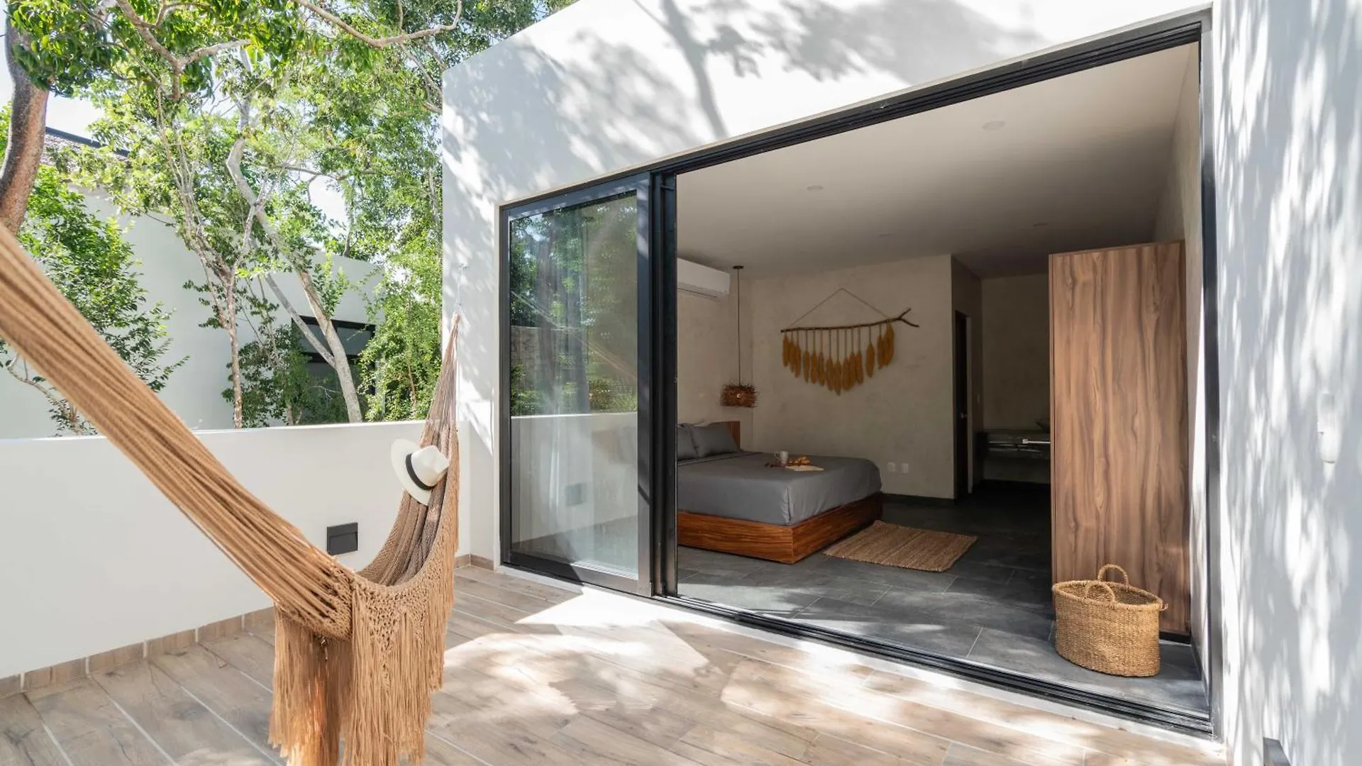Twelve O'Clock - Luxury Villas Tulum Mexico