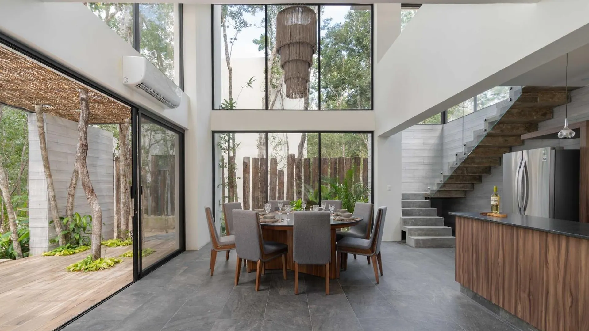Twelve O'Clock - Luxury Villas Tulum