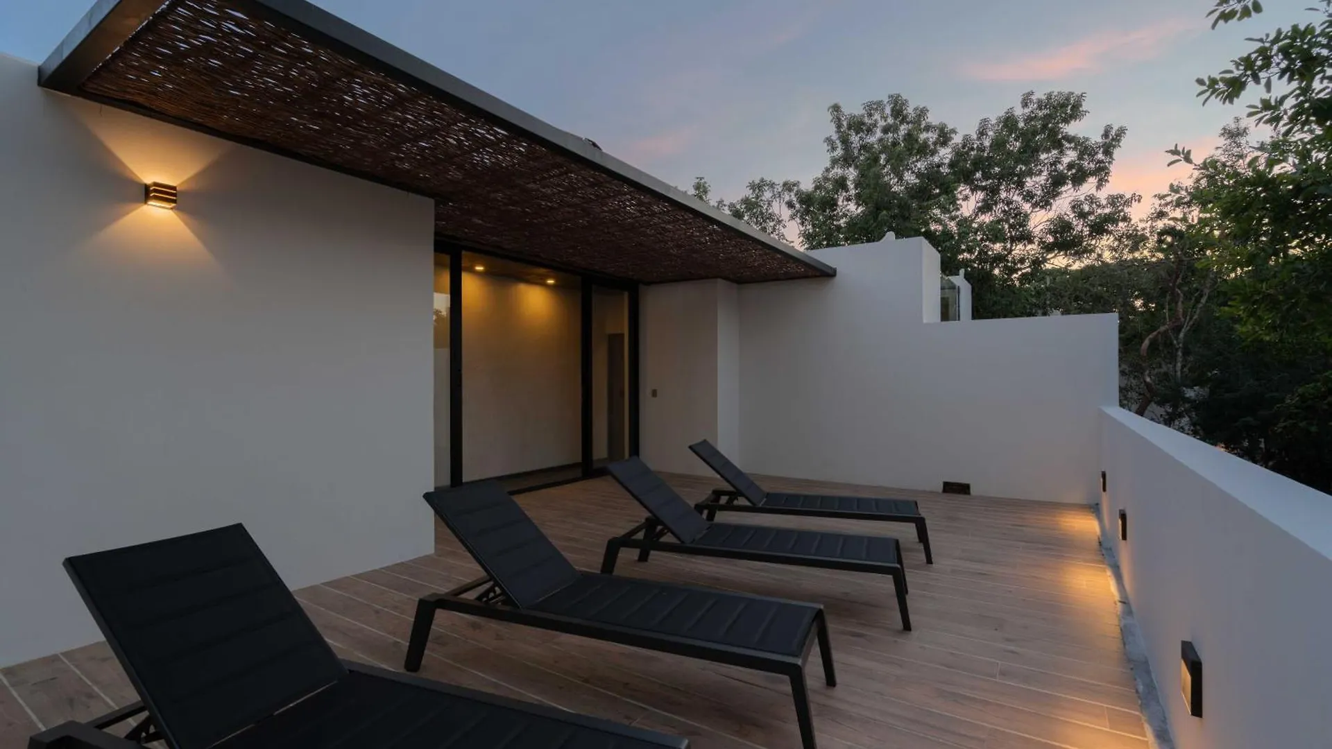 Twelve O'Clock - Luxury Villas Tulum