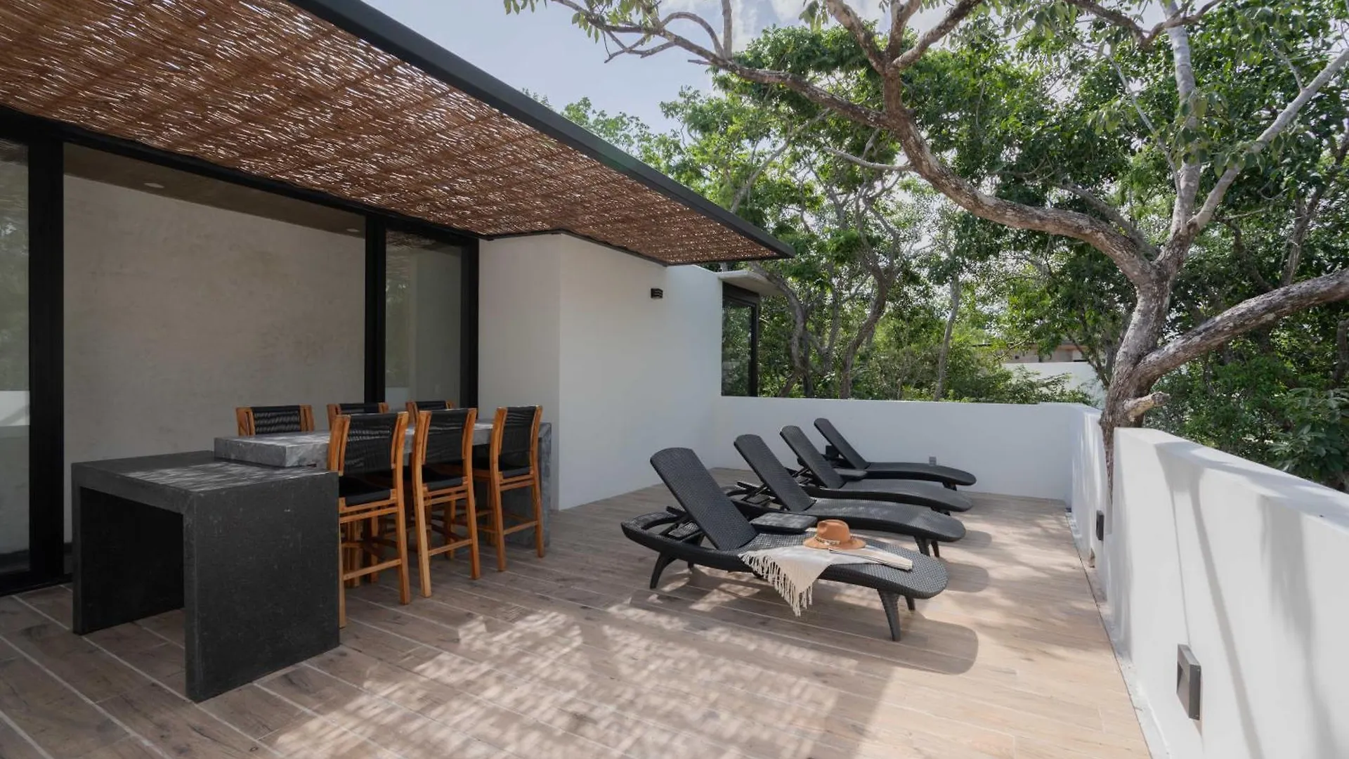Twelve O'Clock - Luxury Villas Tulum Mexiko